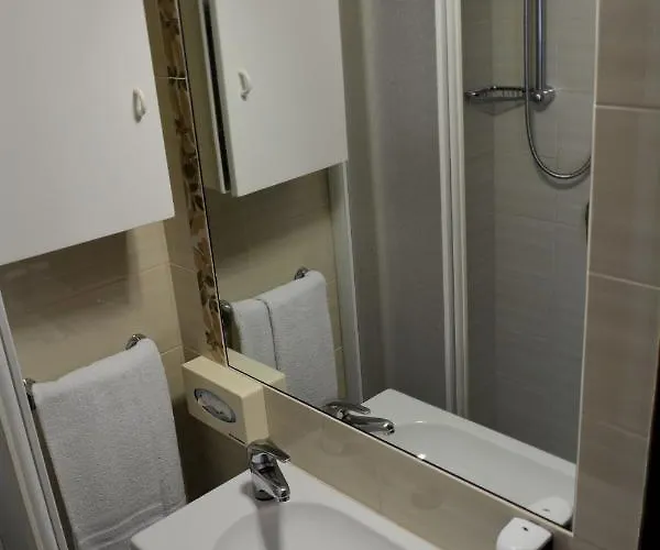 מלון Residenza Esterna - Dependance *